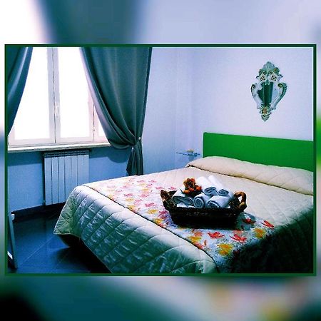 نابولي مبيت وإفطار جاليليو المظهر الخارجي الصورة